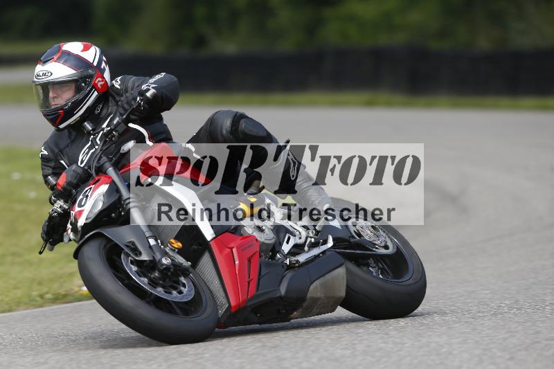 /25 10.06.2025 MaxRacing ADR/Gruppe rot/28